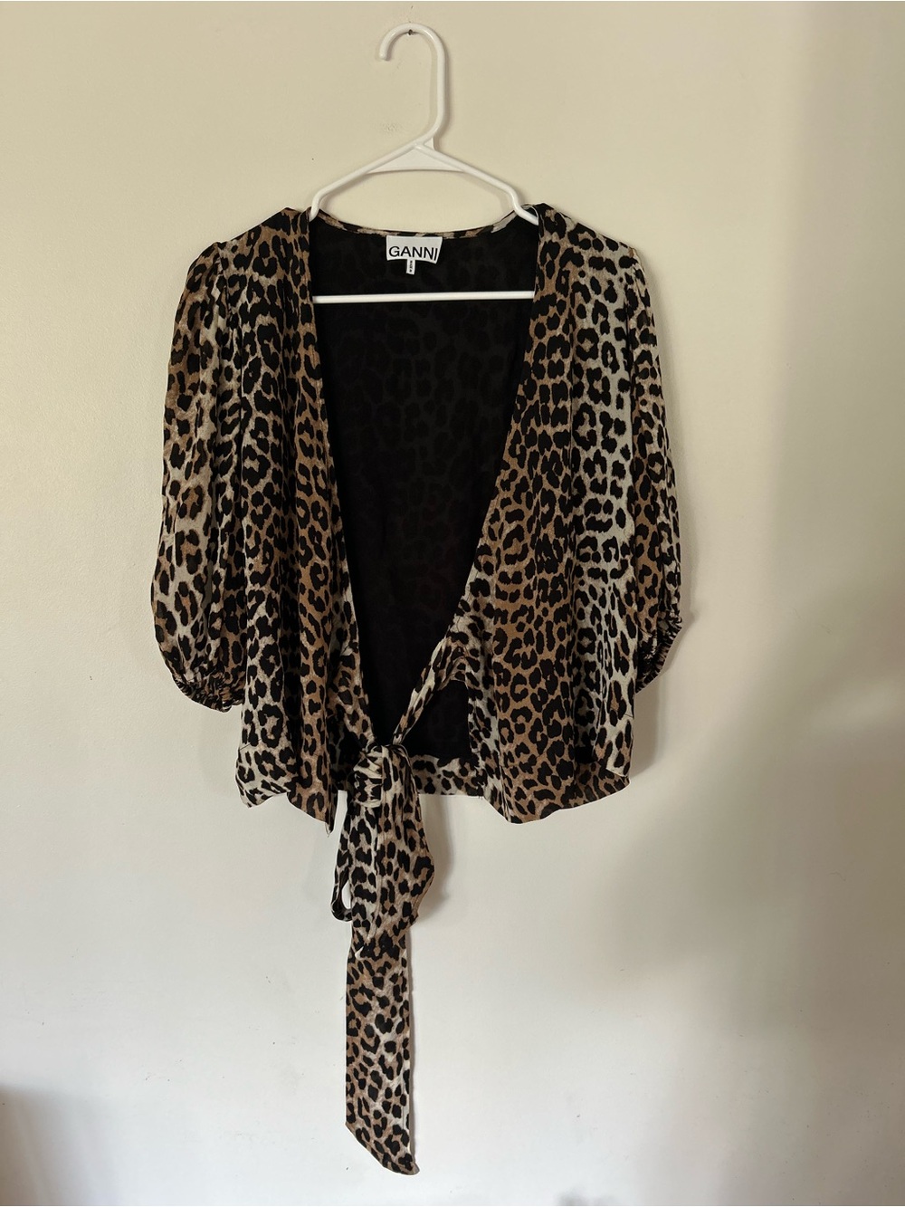 GANNI Blakely Leopard Silk-blend Cropped Top Size 36